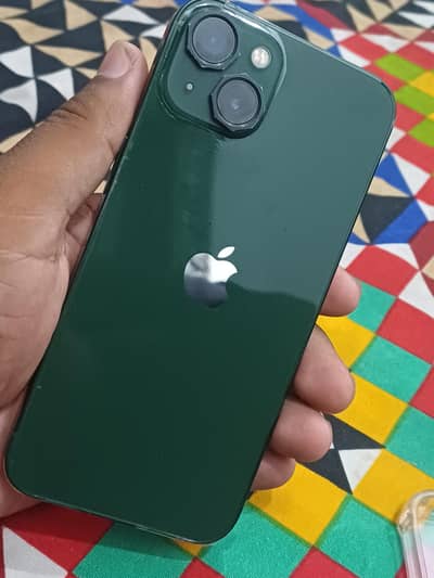 Apple iPhone 13
