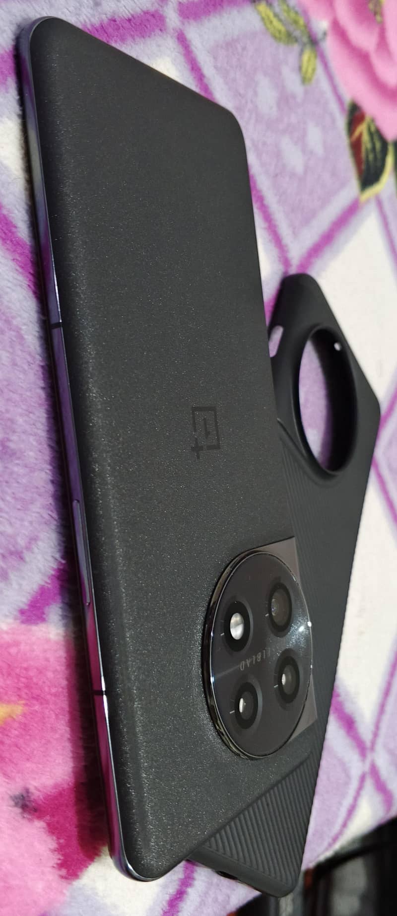 One Plus 11 5G 4