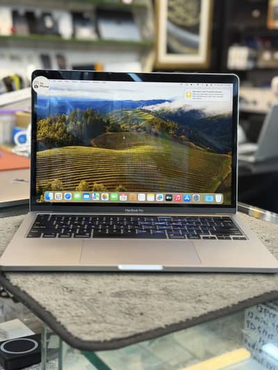 MACKBOOK