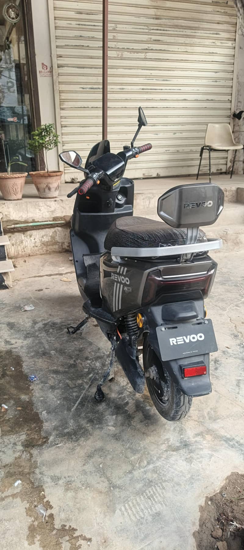 REVOO A12 8