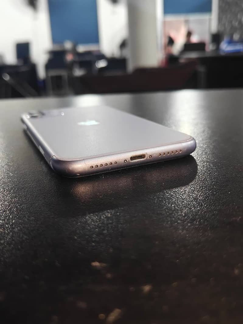 Apple iPhone 11 6