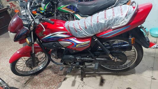 Honda Pridor 2016
