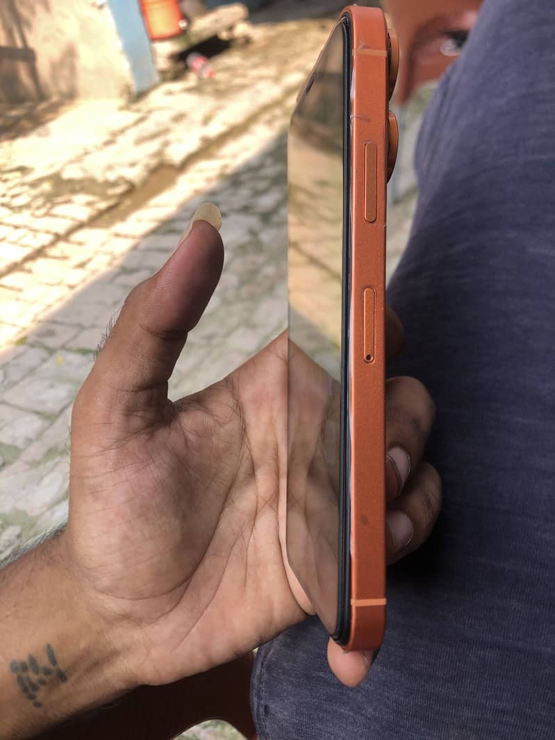 Apple iPhone XS 6
