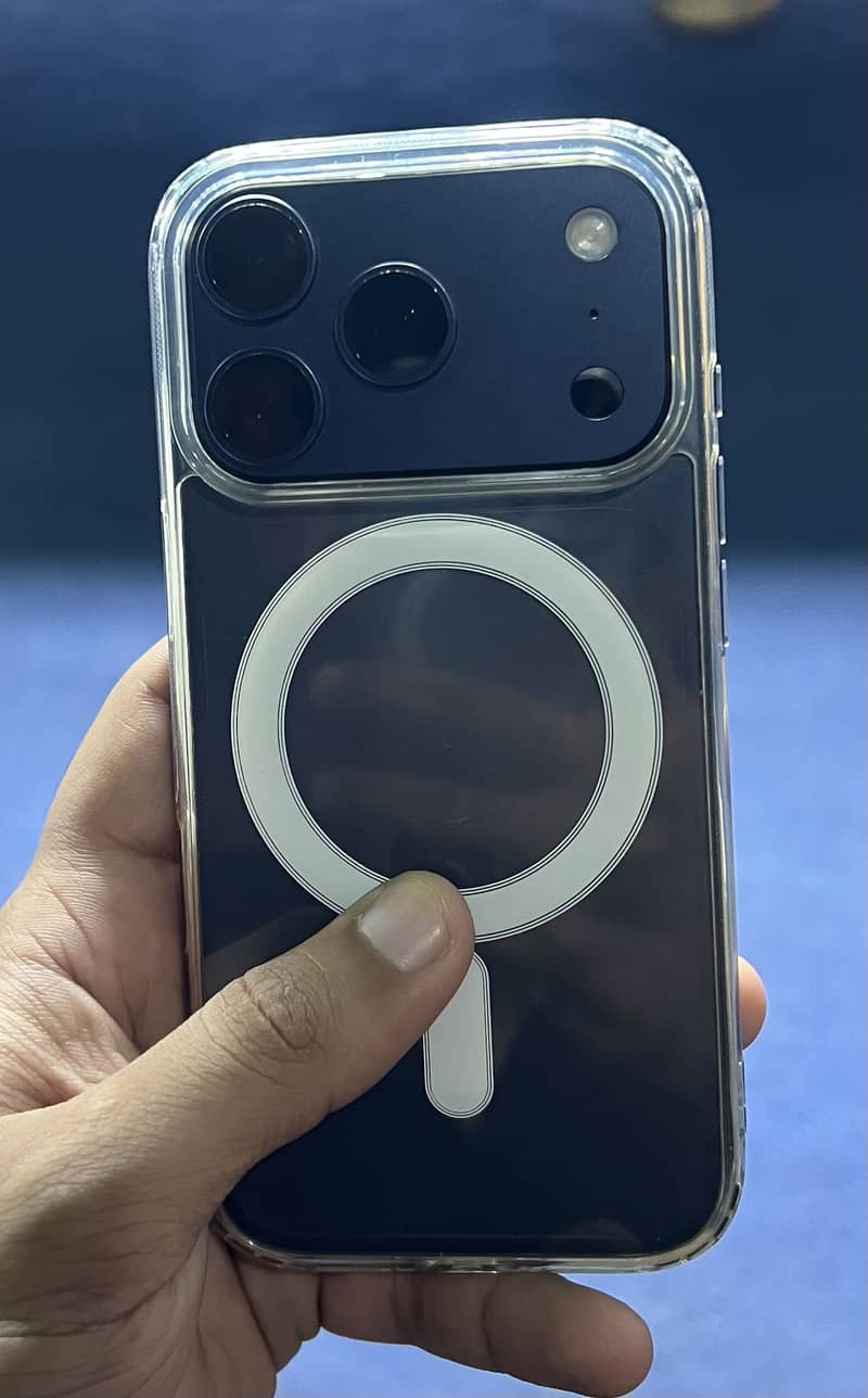 Apple iPhone 17 Pro 0