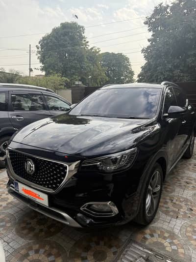 MG HS 2021