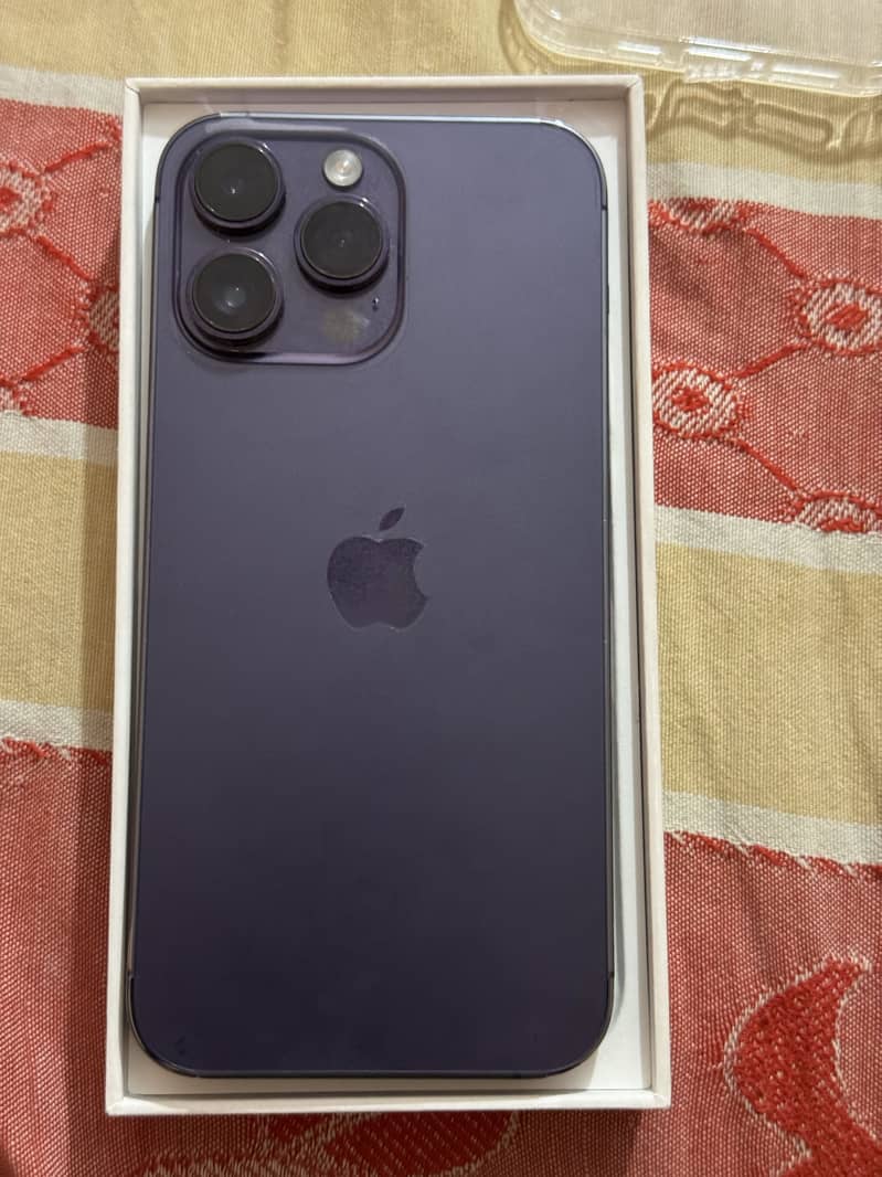 Apple iPhone 14 Pro Max 0