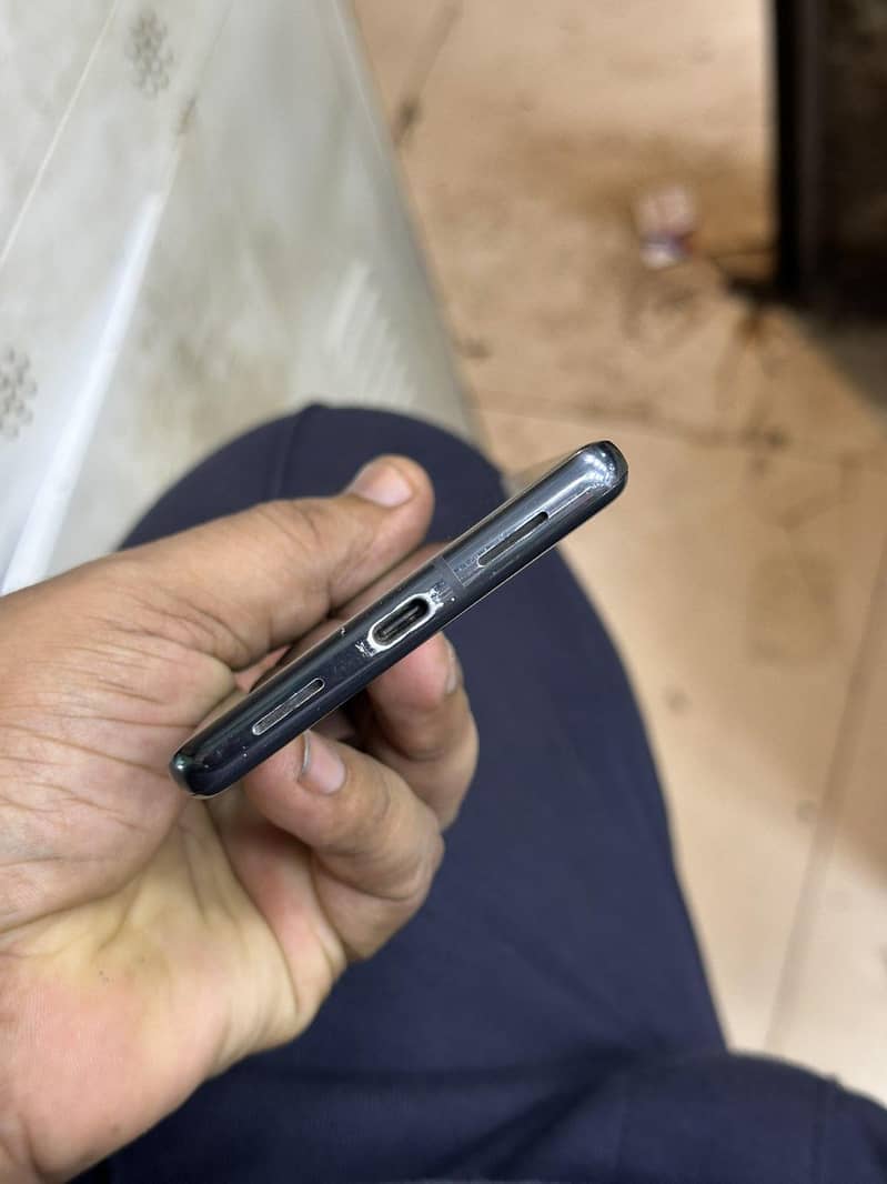 Google Pixel 7 Pro 6