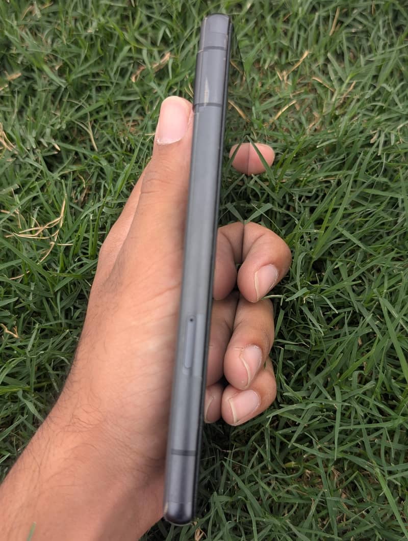 Google Pixel 7 4