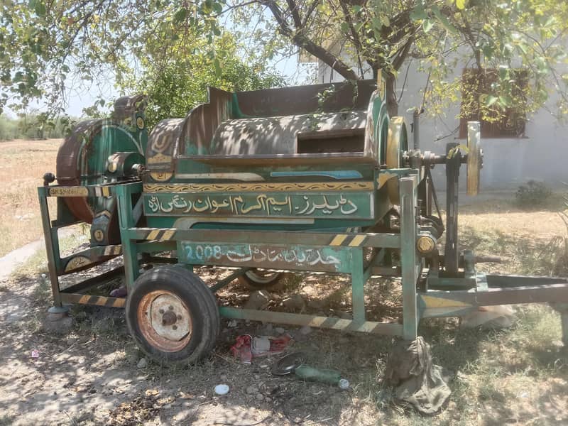مونگ پھلی والی تھریشر فارسیل۔جاوید ڈھڈیال والوں کی بنی ہوئی ہے۔بلکل او 0