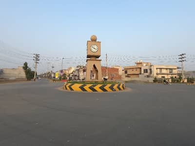 Prime Location In Central Park - Block C 3 Marla Residential Plot For sale
