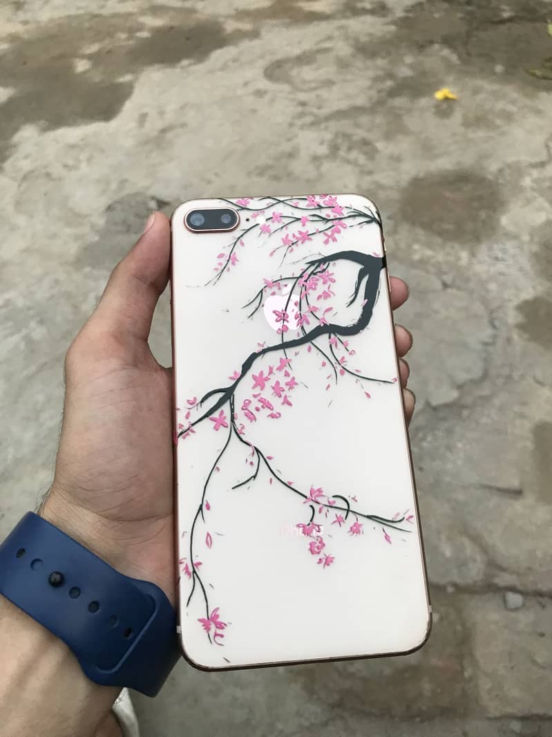 iPhone 8 Plus 10/8 4