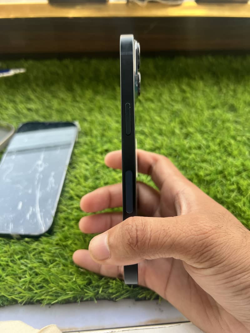 Iphone 14 3
