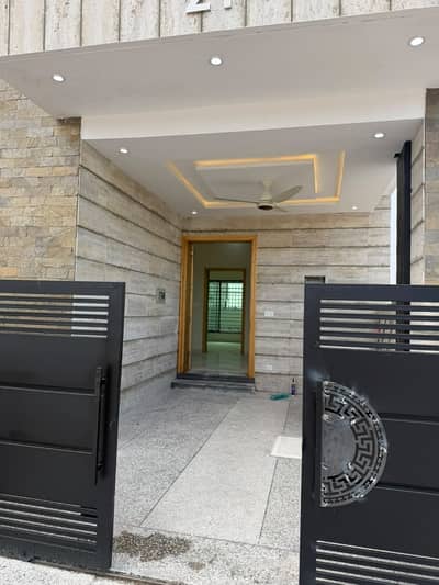 5 Marla Double Story Luxury House For Sale