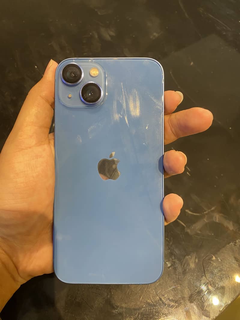 Apple iPhone 13 1