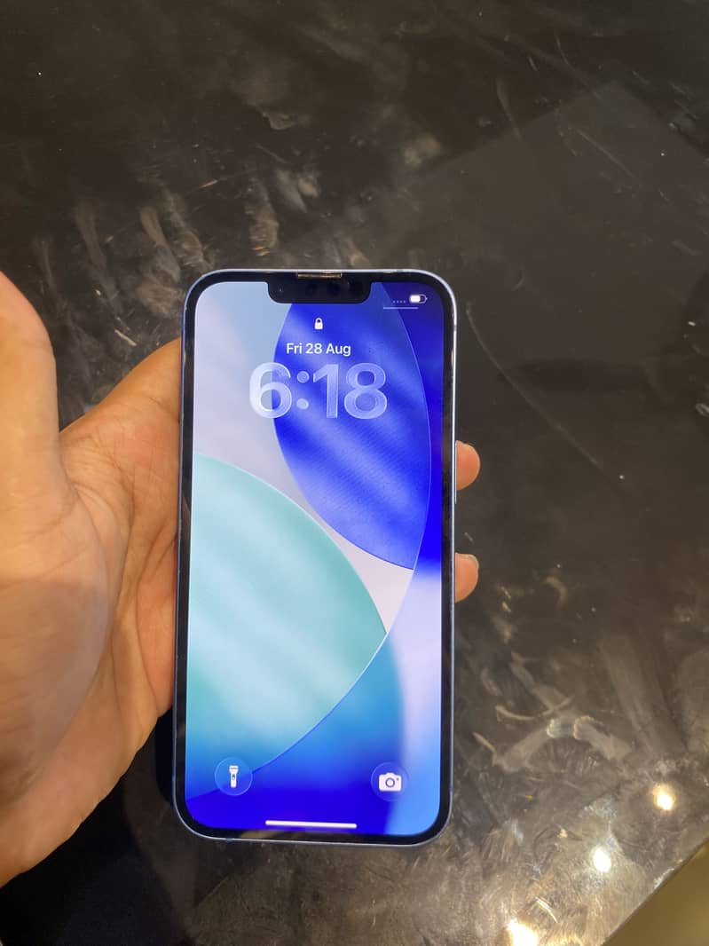 Apple iPhone 13 3
