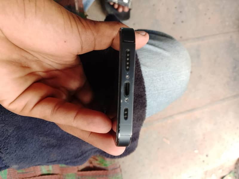 Apple iPhone 14 Pro 3