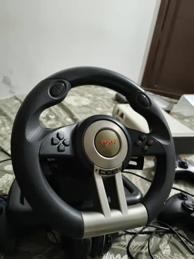 Xbox 360 and steering wheel