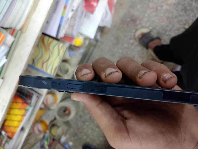 Apple iPhone 14 2