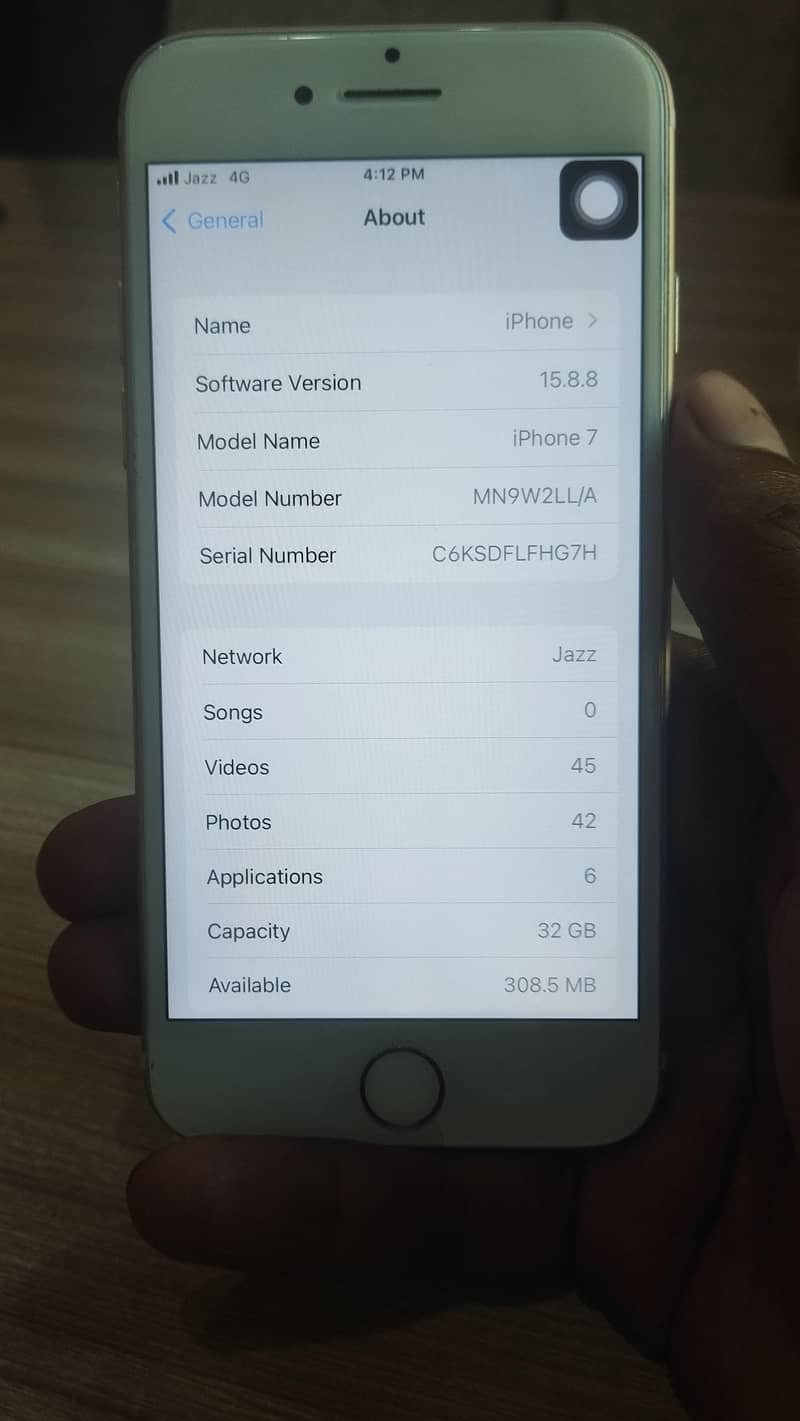 Apple iPhone 7 7