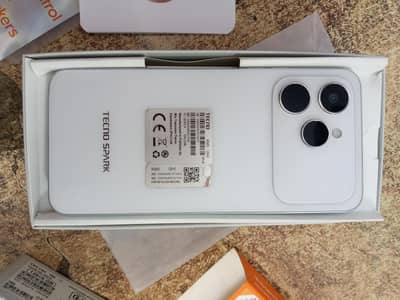 Tecno Spark 40
