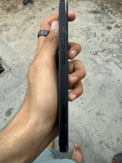 Apple iPhone 15