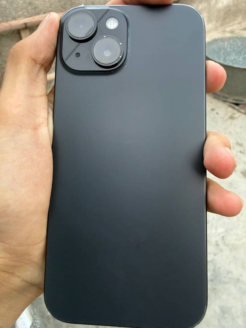 Apple iPhone 15 2