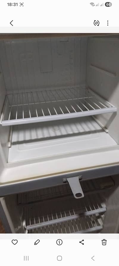 Dawlance refrigrator