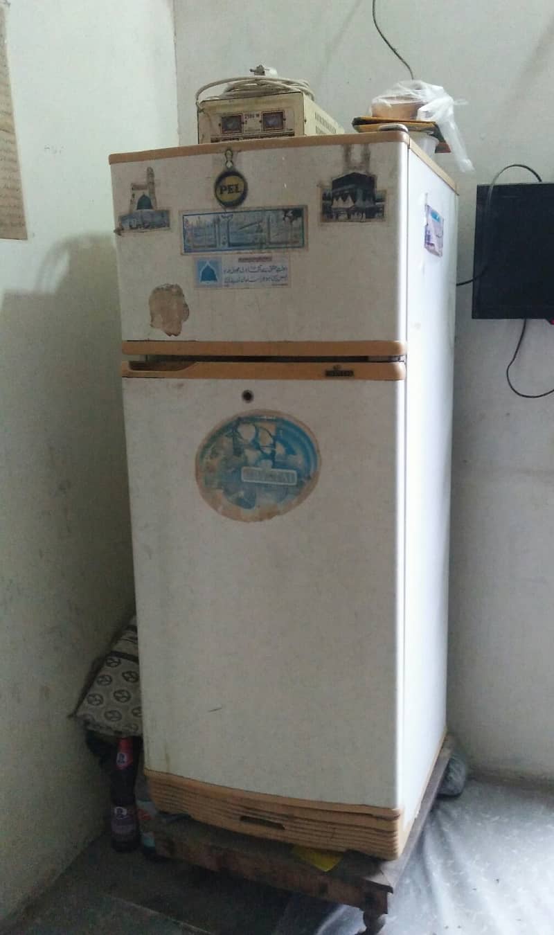Refrigerator 0