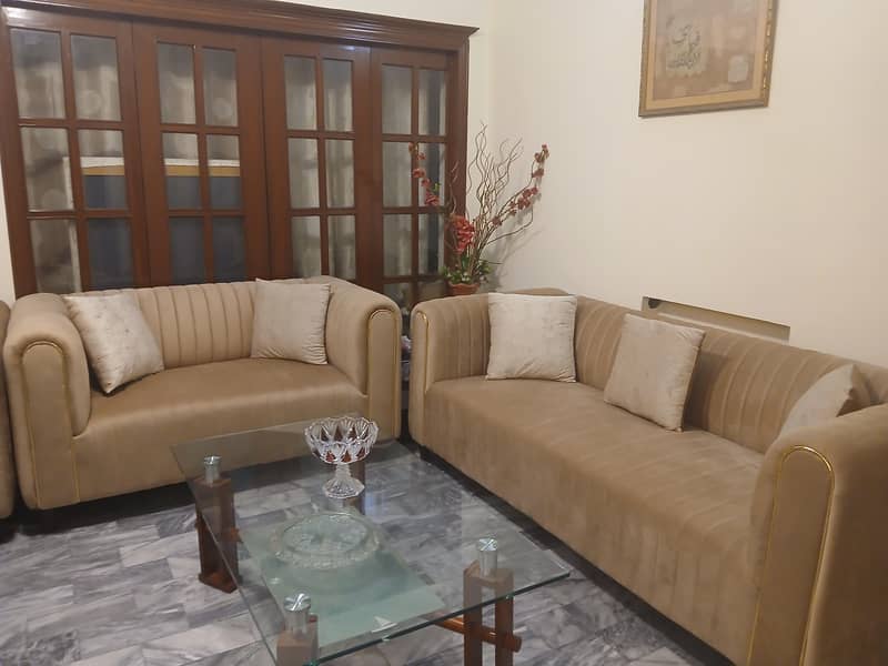 ROYAL SOFA SET 1