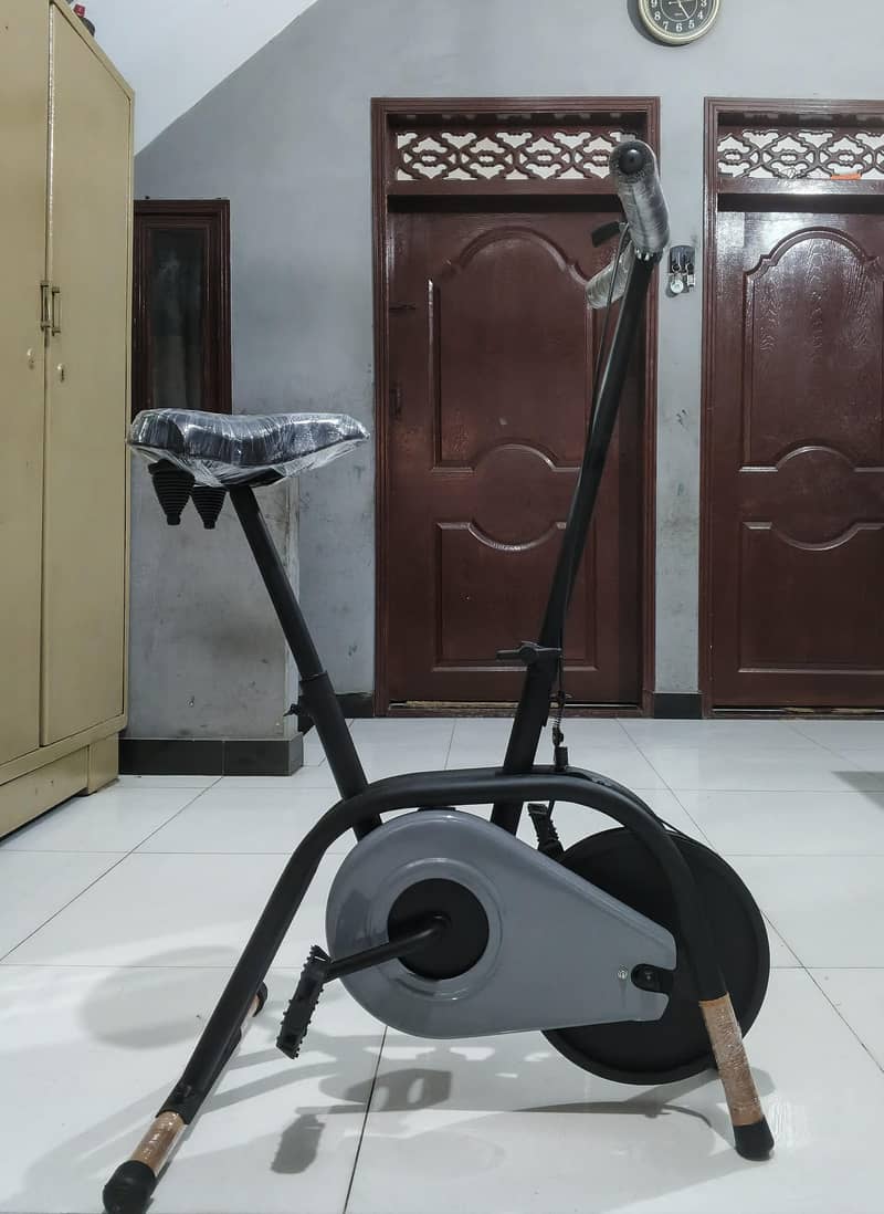 Exercise Cycle / Exercise Bike 9