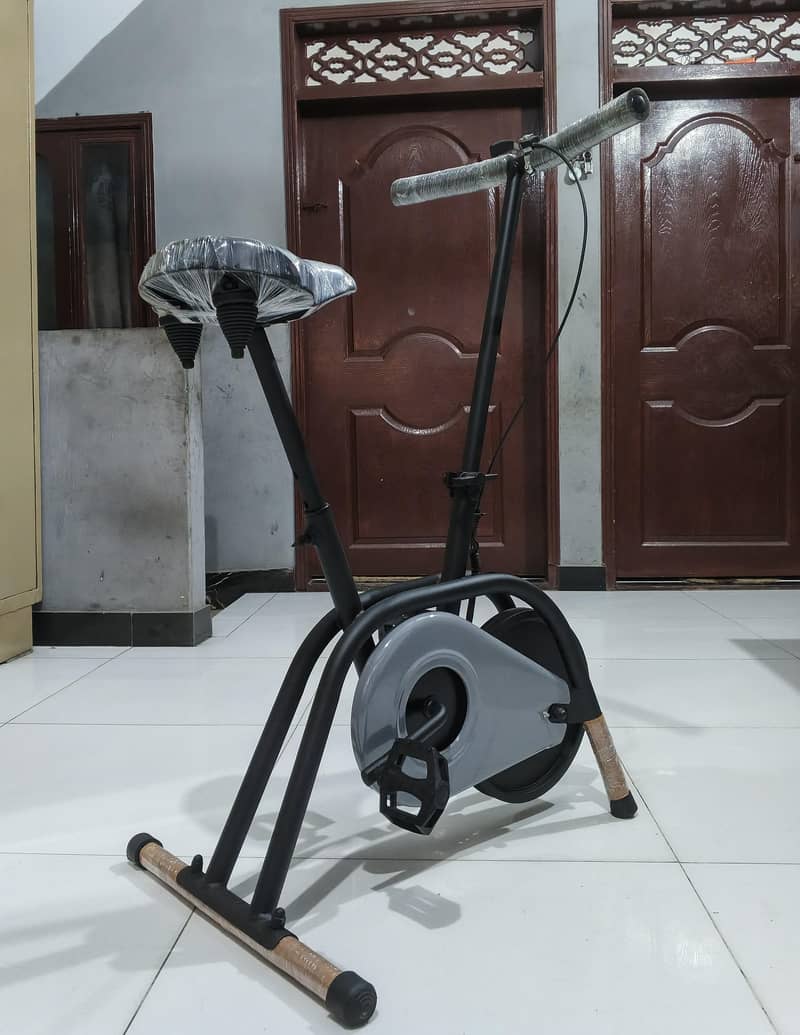 Exercise Cycle / Exercise Bike 10