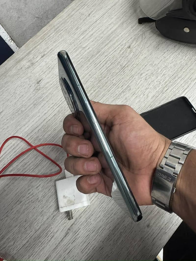 One Plus 11 6