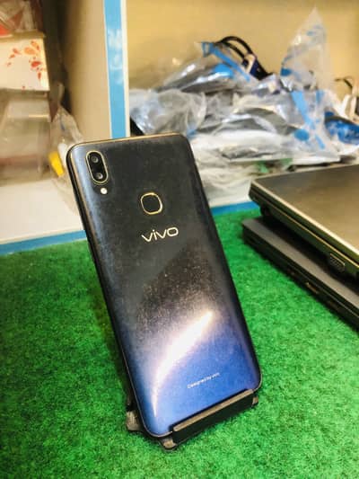 Vivo V11