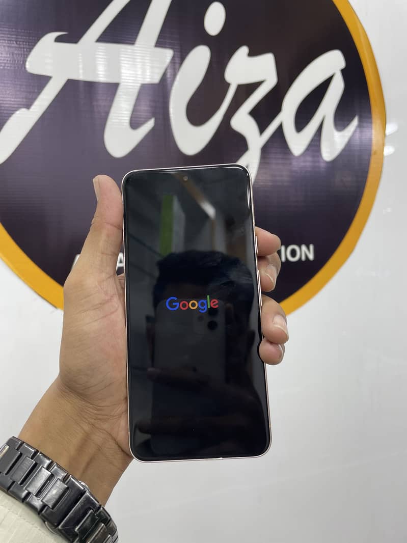 Google Pixel 8 4