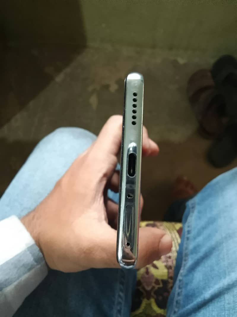 Tecno CAMON 40 Pro 3