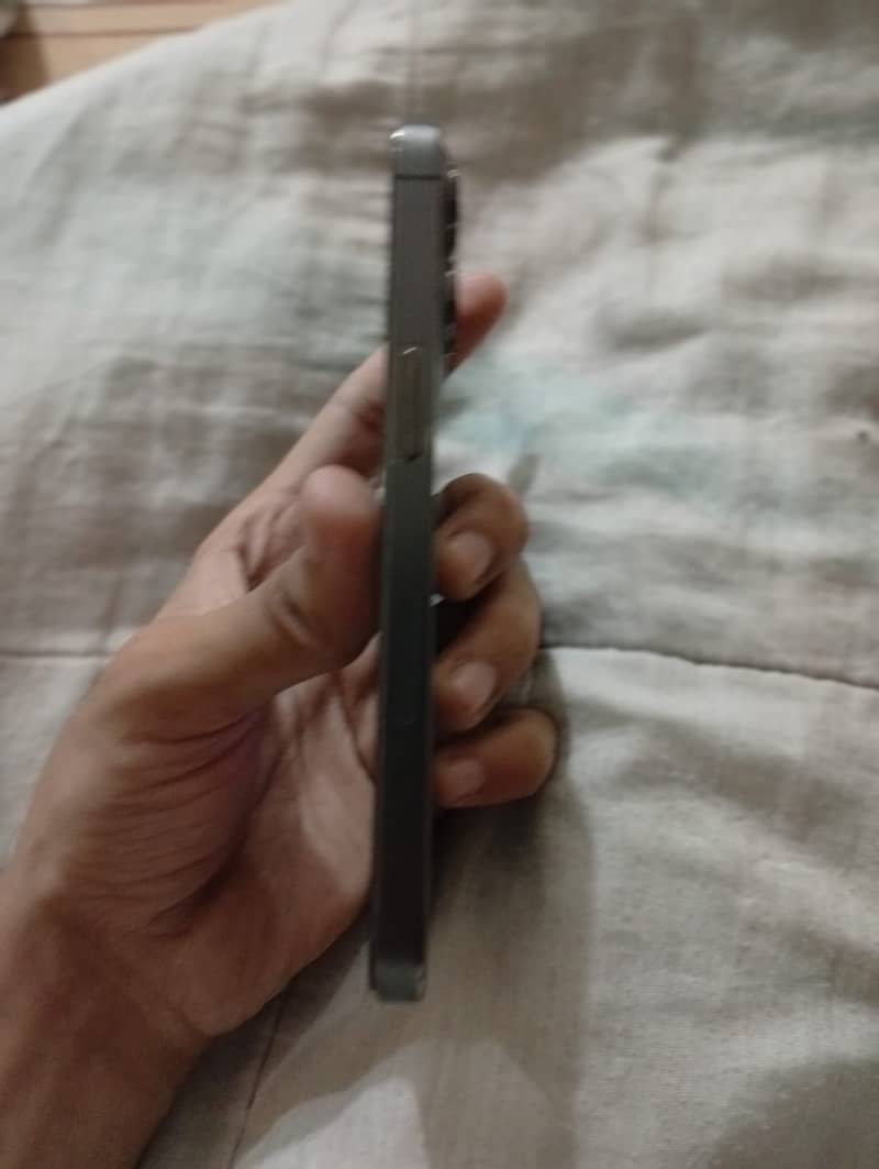 Apple iPhone 13 Pro 7