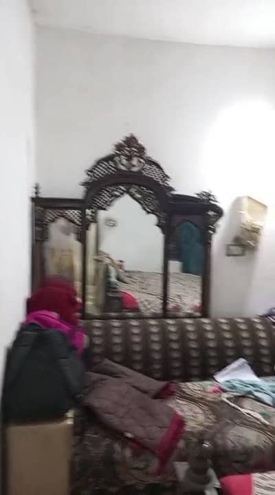 5 marla house, 2nd floor for rent