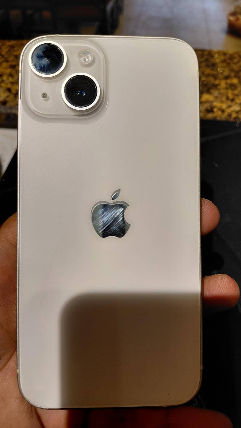 Apple iPhone 14 4