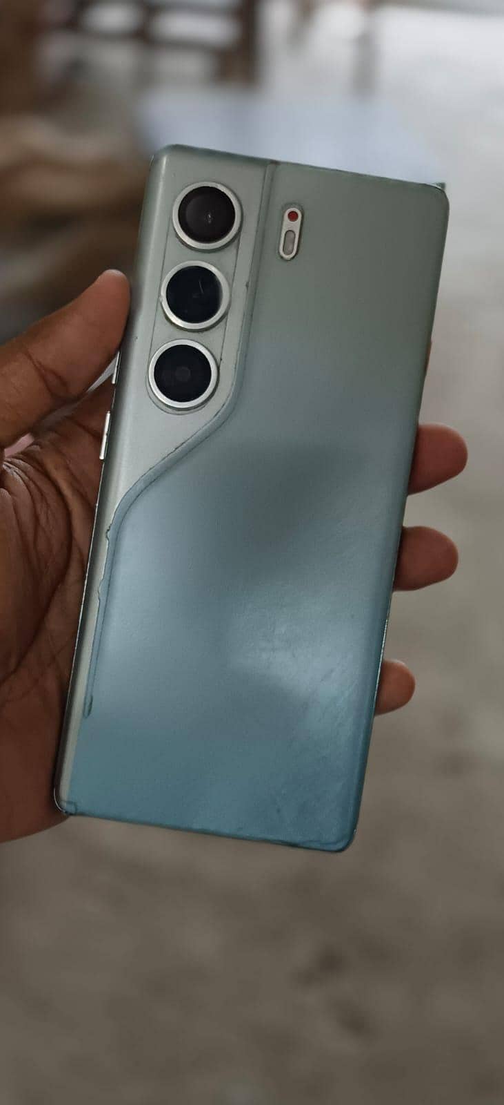 Tecno CAMON 40 Pro 0