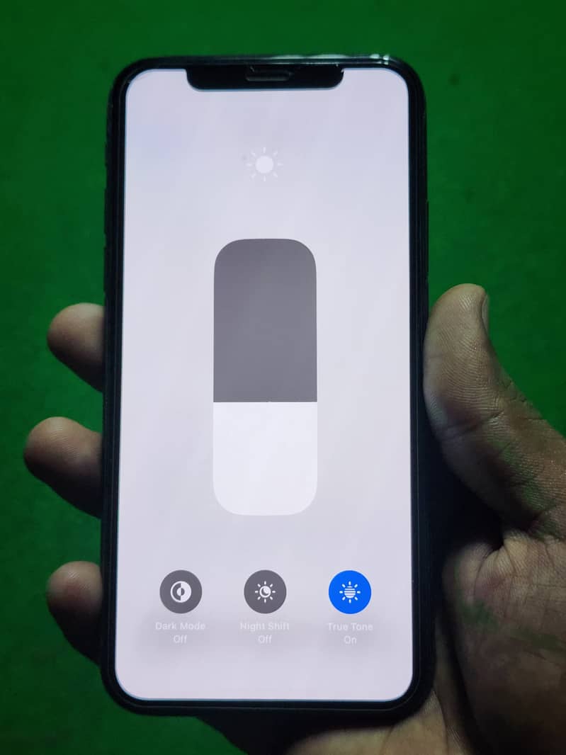 Apple iPhone X 5
