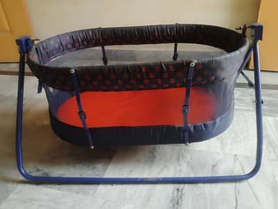 baby cot