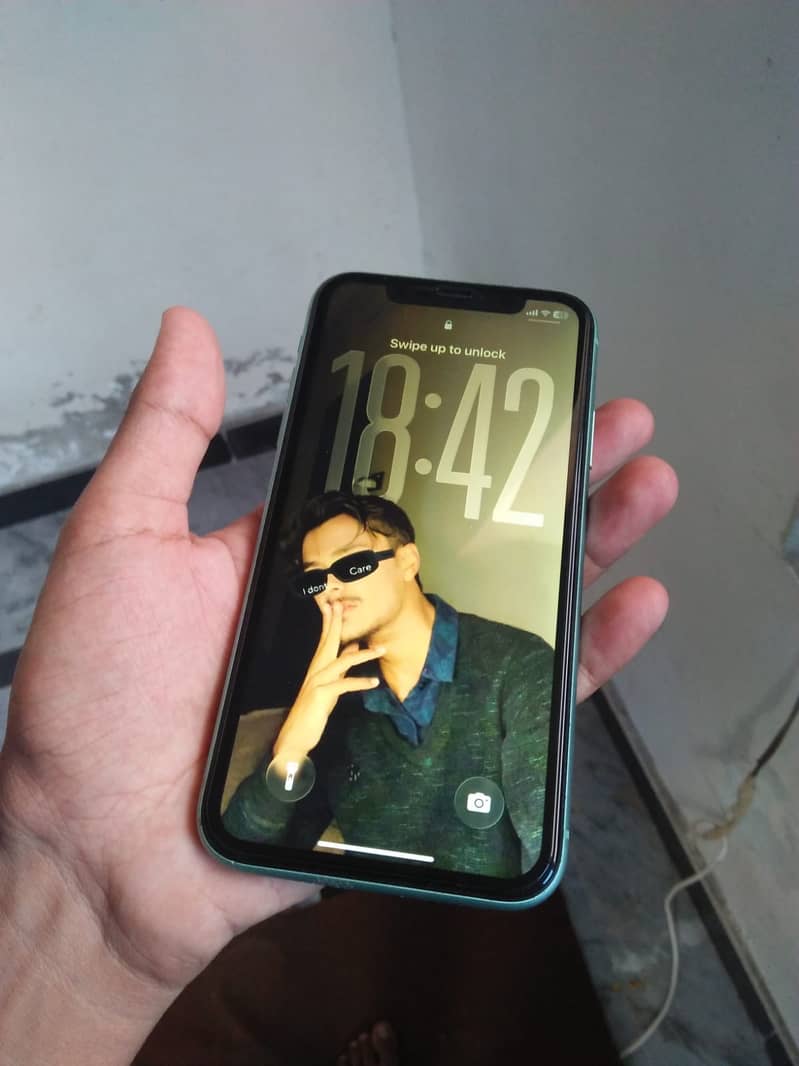 Apple iPhone 11 3