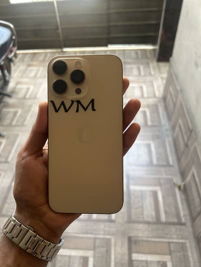 I phone 16 pro max condition 10/10