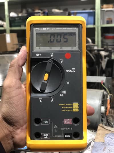 FLUKE 77 series ii multimeter