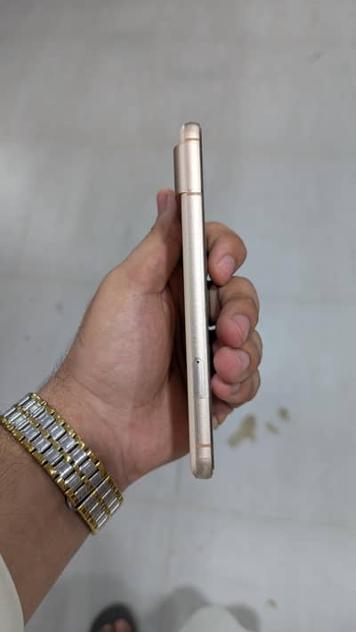 Google Pixel 8