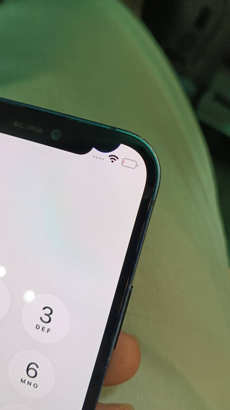 Apple iPhone 12 6
