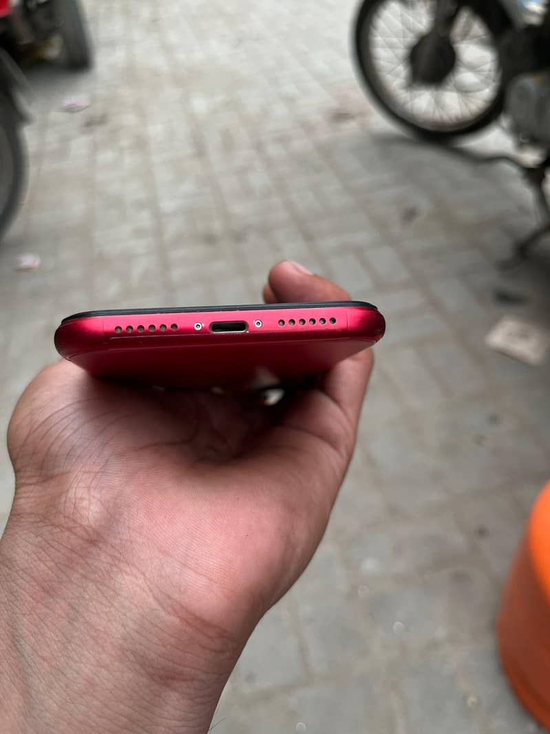 Apple iPhone 11 6