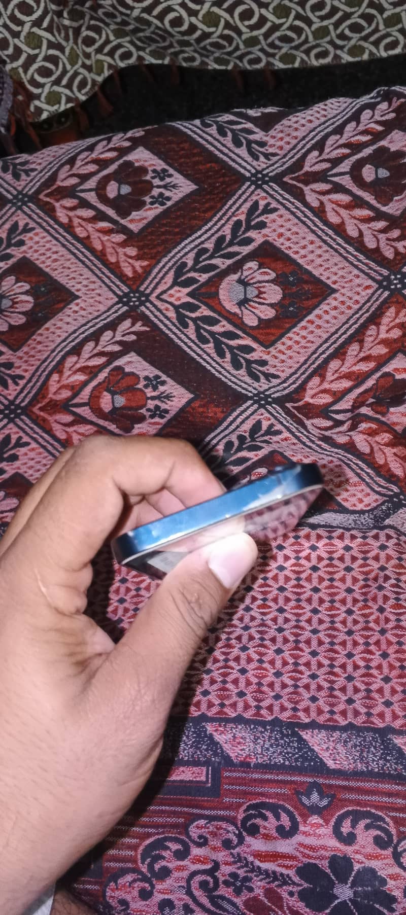 Apple iPhone 13 1