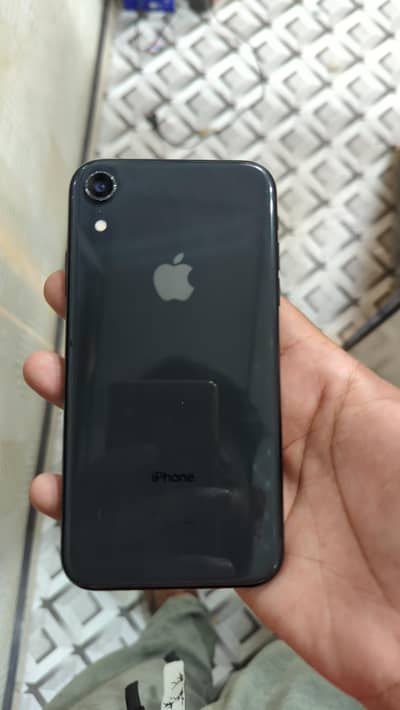 Apple iPhone XR