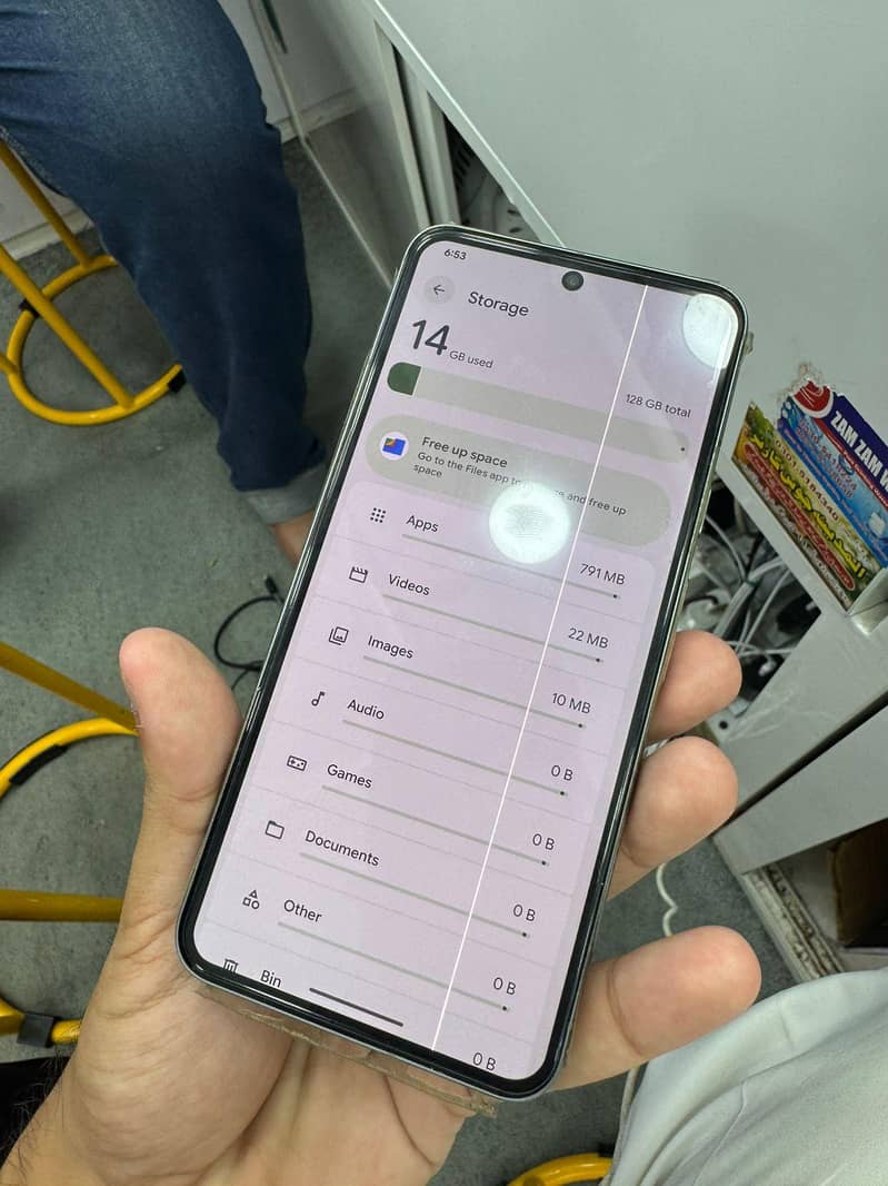 Google Pixel 8 2